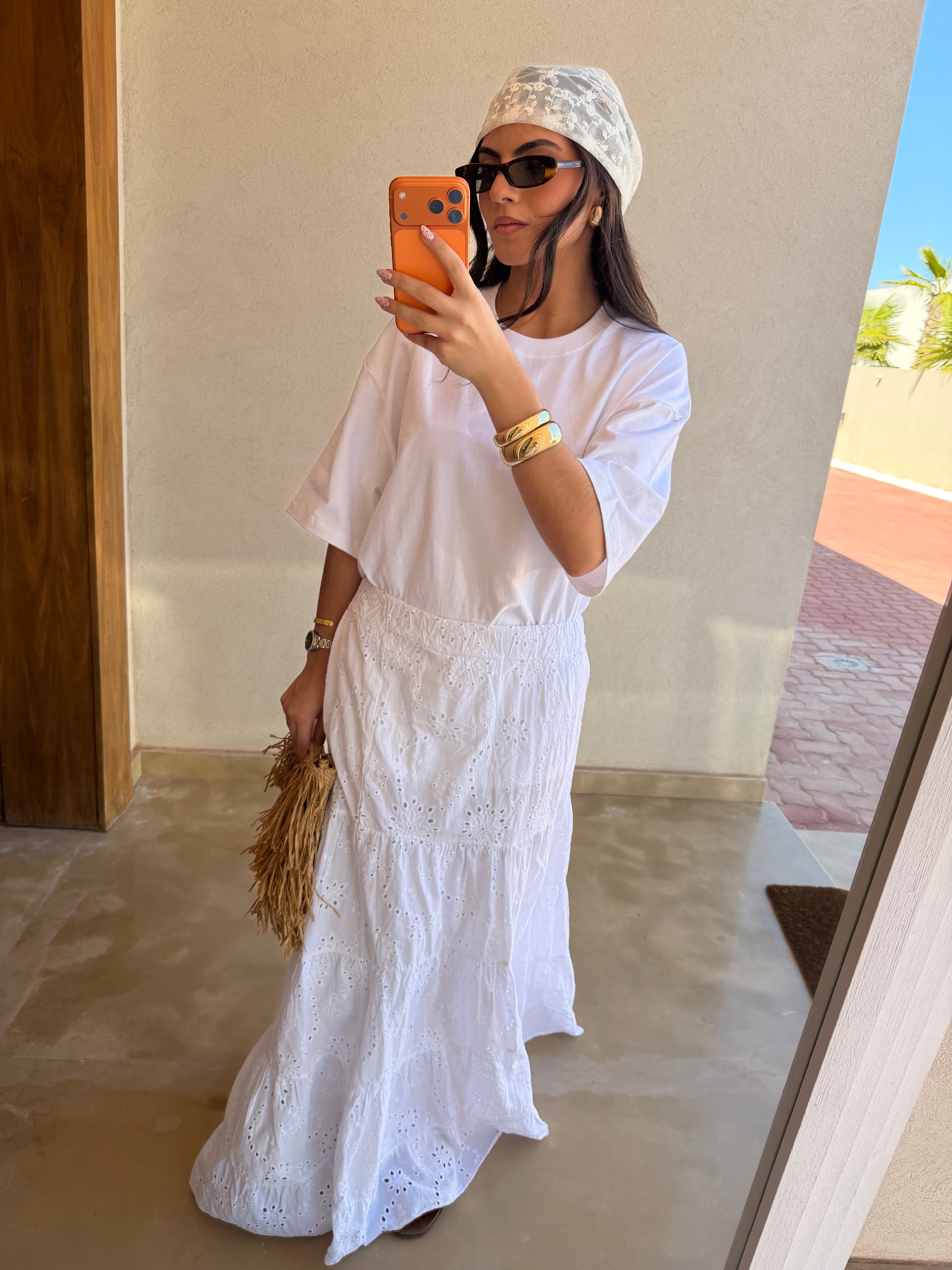 Jupe en broderie anglaise blanche