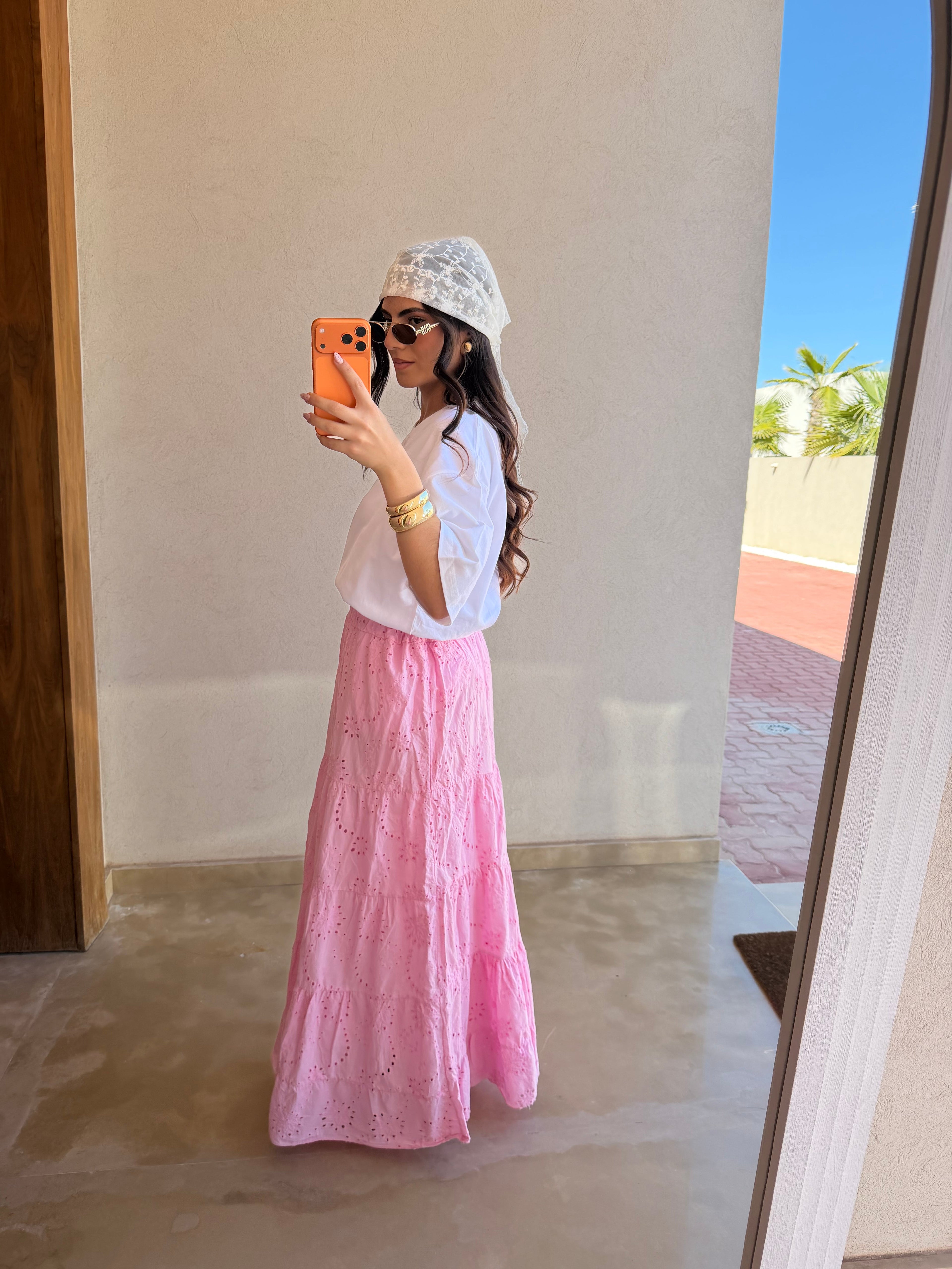 Jupe en broderie anglaise rose