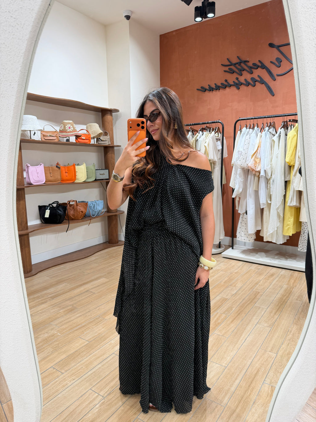 Ensemble SARA pois noir